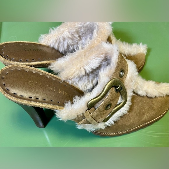 Gianni Bini Mules - Picture 3 of 6